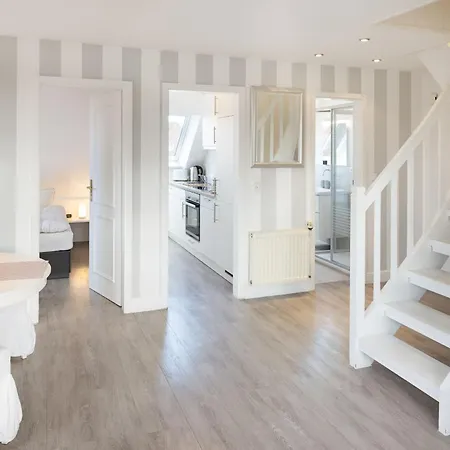 Duenenblick Haus Senhuk *